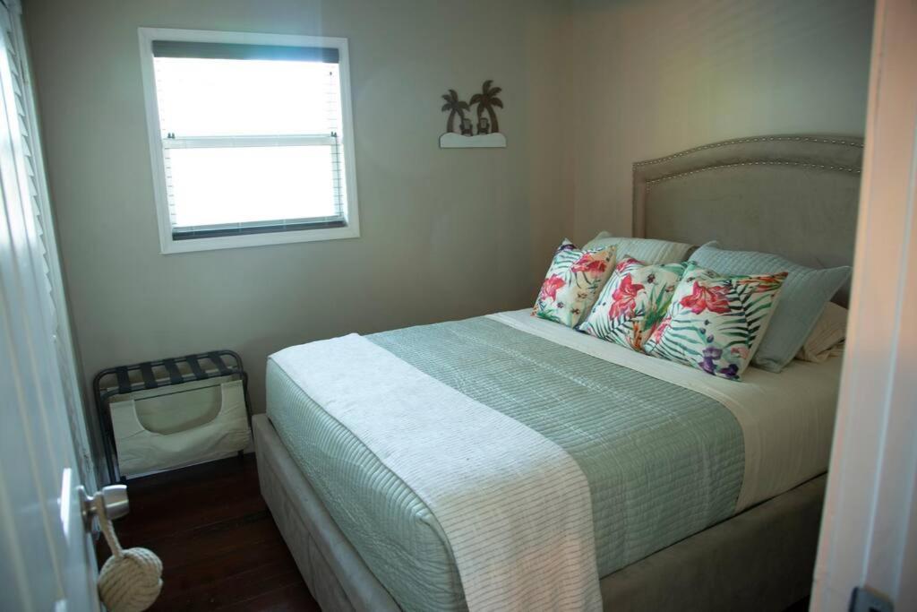 Two Bedroom Ranch With Private Deck Close To Beach Lake Worth Beach Exterior foto